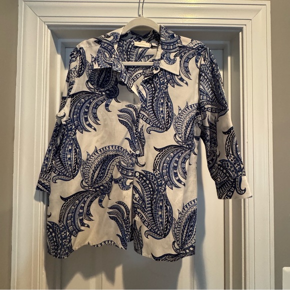 Chico's Blue and White Boxy Button Down Shirt in medium blue paisley - Picture 14 of 14